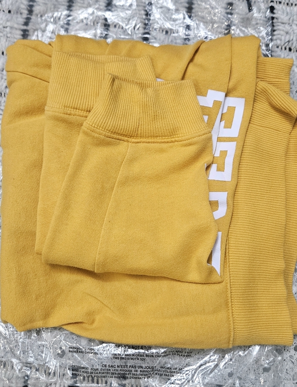 PINK Victoria's Secret Logo sleeve crew neck sweatshirt pre-owned vintage large - Picture 2 of 8
